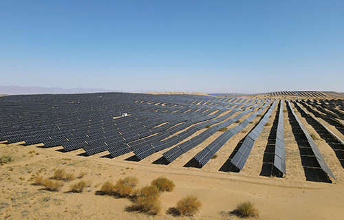 蒙西基地庫(kù)布其200萬(wàn)千瓦光伏治沙項(xiàng)目