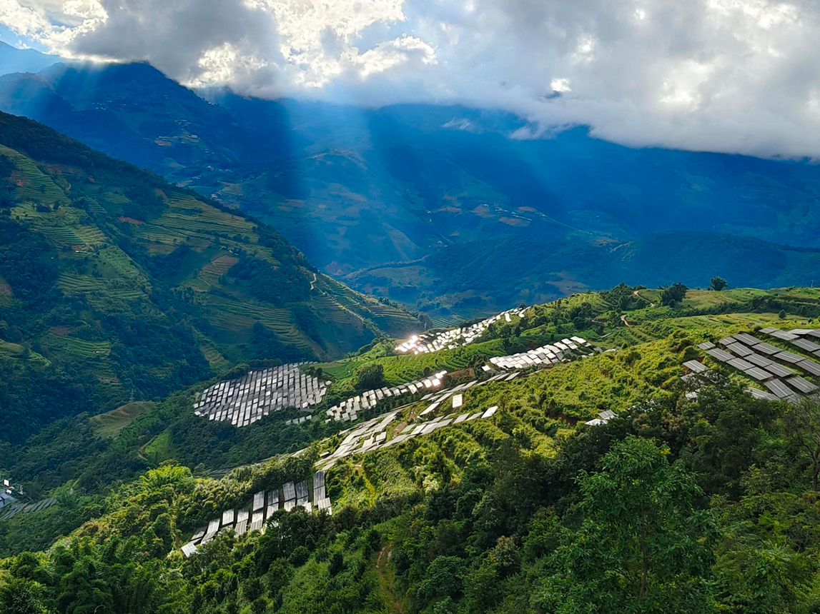 怒江25MW組串式光伏項目