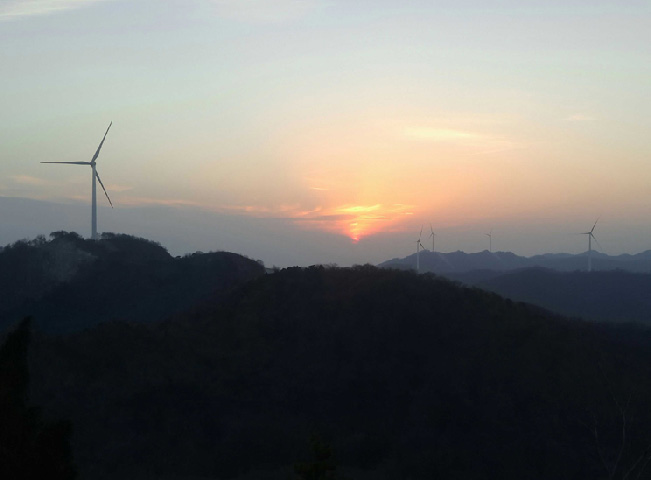 12. 湖北棗陽市耿集鎮白鶴風電場.jpg