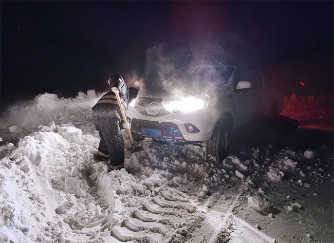 16768784314637032amQ.jpg 服務在路上,堅守一線的禾望人 (3).jpg