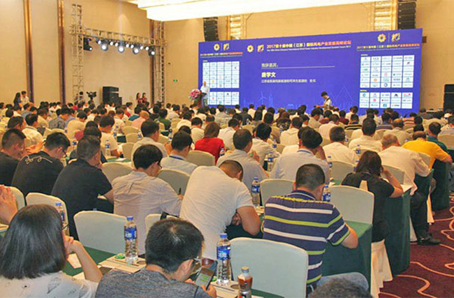 1676942765562403B9Uu.jpg 喜訊禾望榮獲2017中國風電產業50強十佳優秀產品.jpg