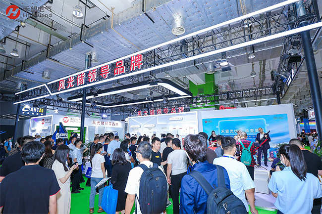 2022濟(jì)南光伏展  禾望2BT26展位實(shí)力吸睛 (4).jpg