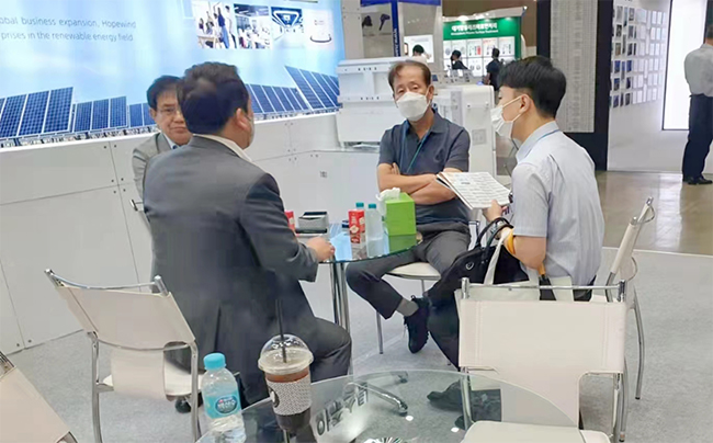 1676969204806018punu.jpg 奔赴熱愛 禾望電氣亮相韓國EXPO Solar 2022展會 (2).jpg