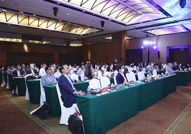 禾望電氣亮相2022越南工商業(yè)光伏峰會 (1).jpg