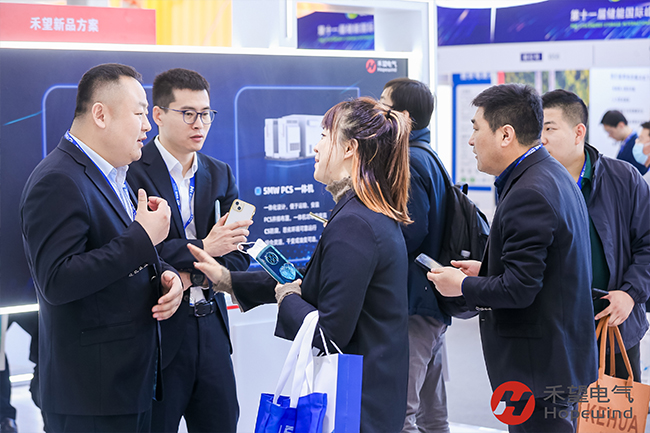 1681088109153862gN0c.jpg 3.jpg