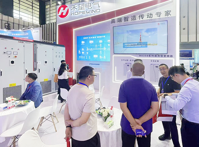 1728643060733451RV3b.jpg 3.jpg